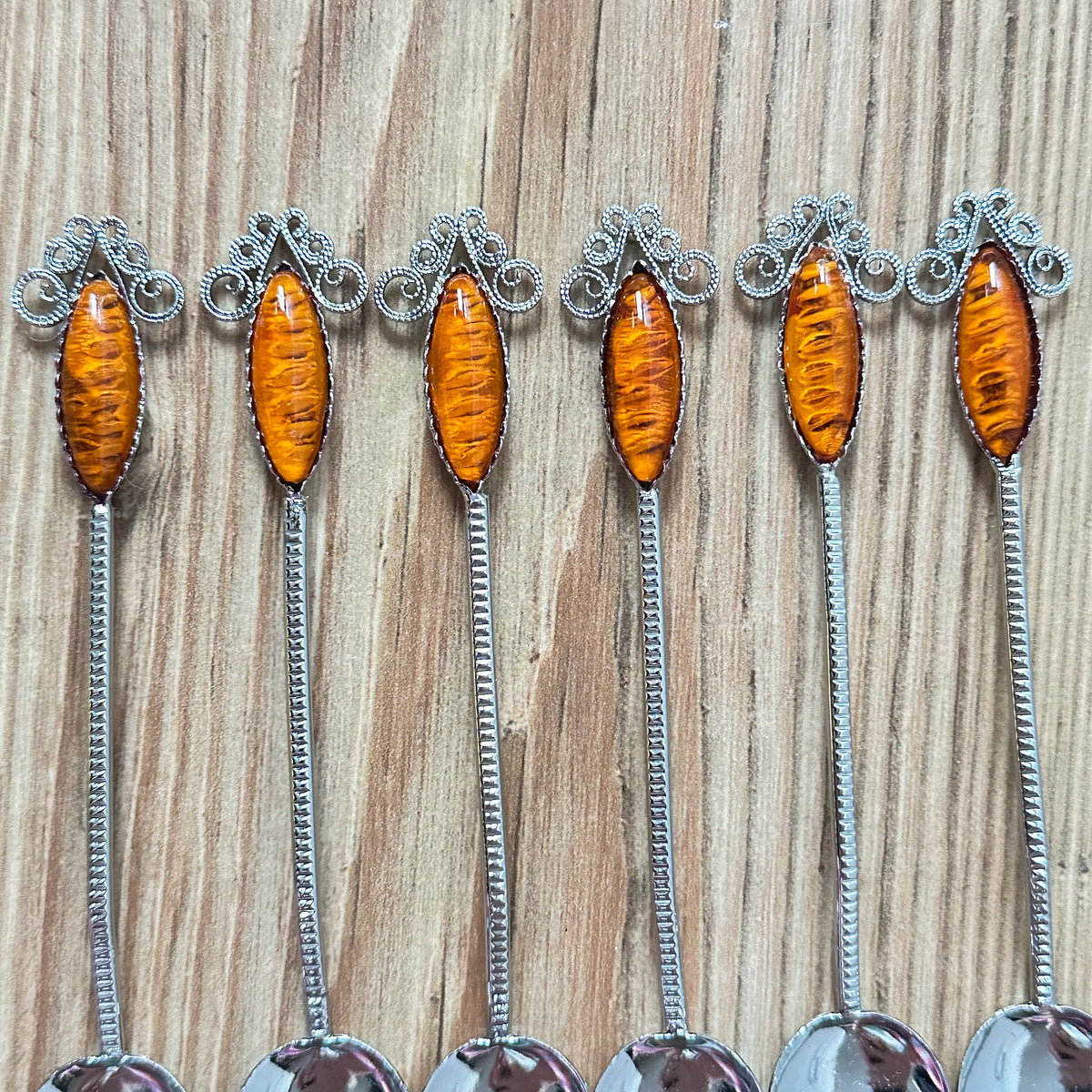 6 stk unike kaffeskjeer med rav i original eske - vintage