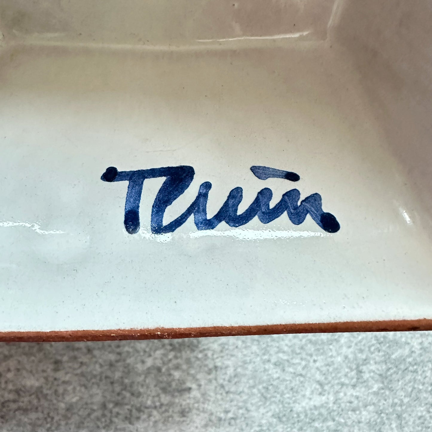 Vintage Kakeform i keramikk. "Tulipani azzurri" fra Thun ceramics, Italien