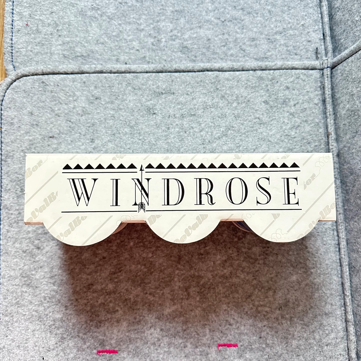 Vintage drikkeglass med stilige blomster - Nye i forpakning !