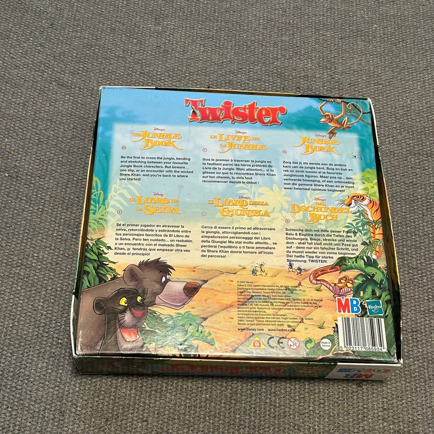 TWISTER - Jungelboken (2002)