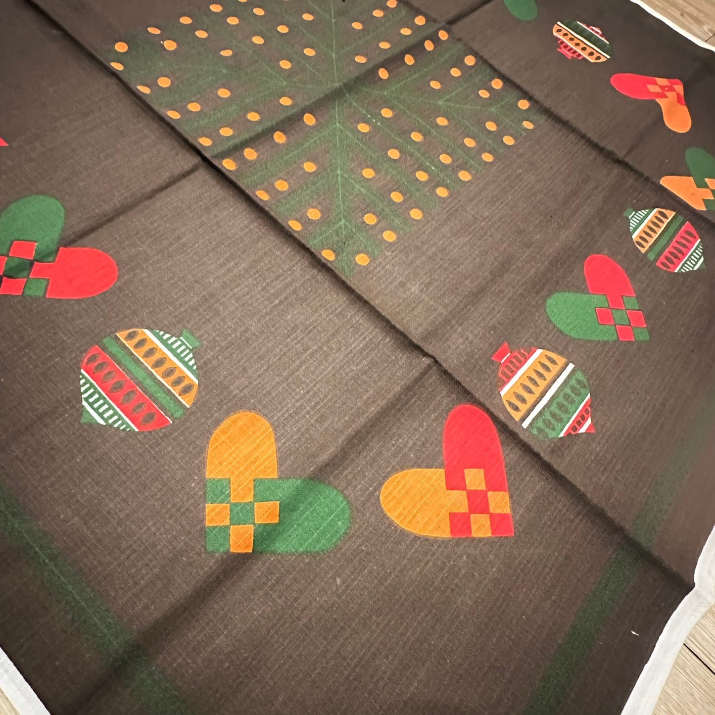 Vintage juleduk med flott retro julemotiv