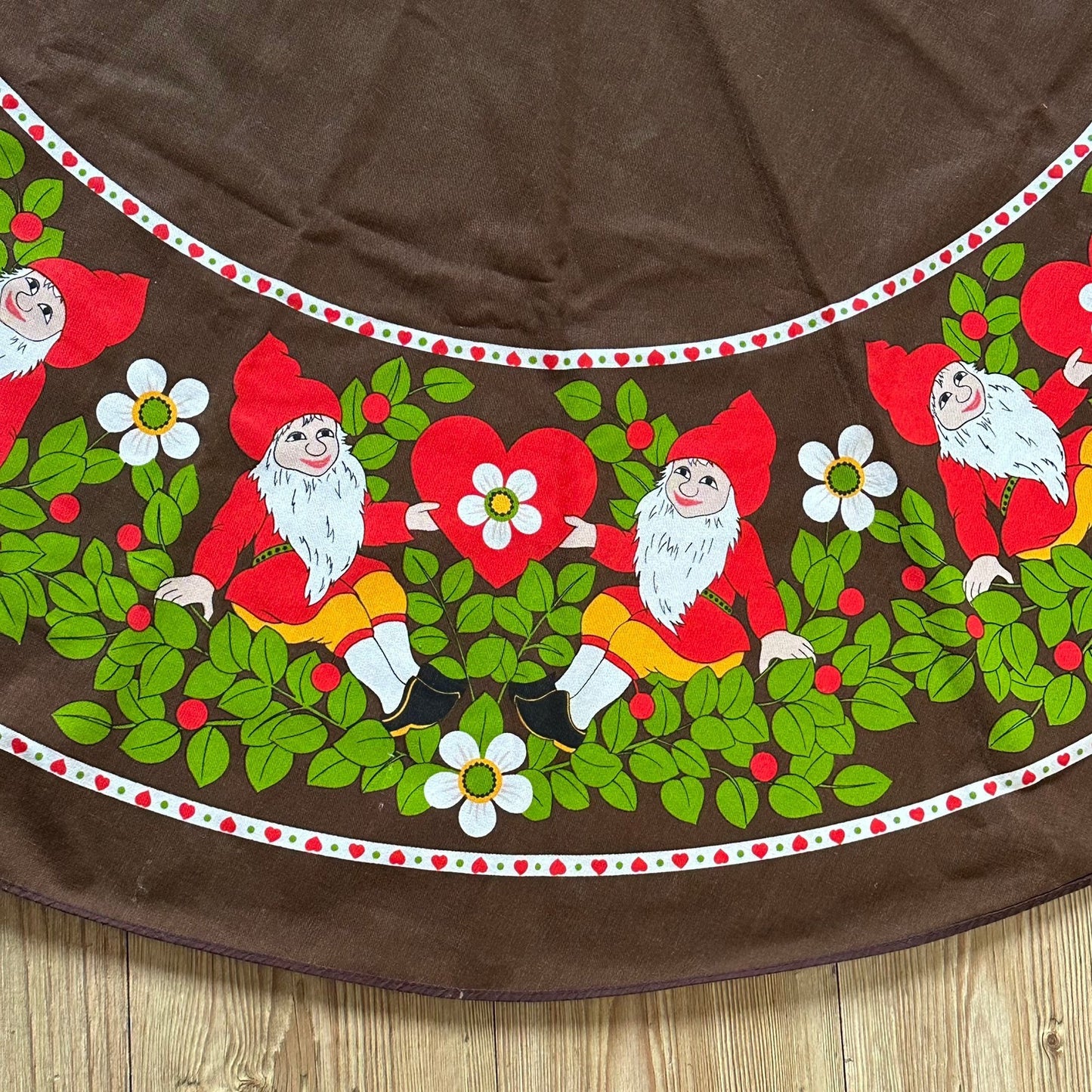 Vintage - Stor flott juleduk med retro julemotiv