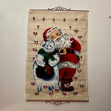 Stor Håndbrodert julekalender (81 x 121 cm + beslag)