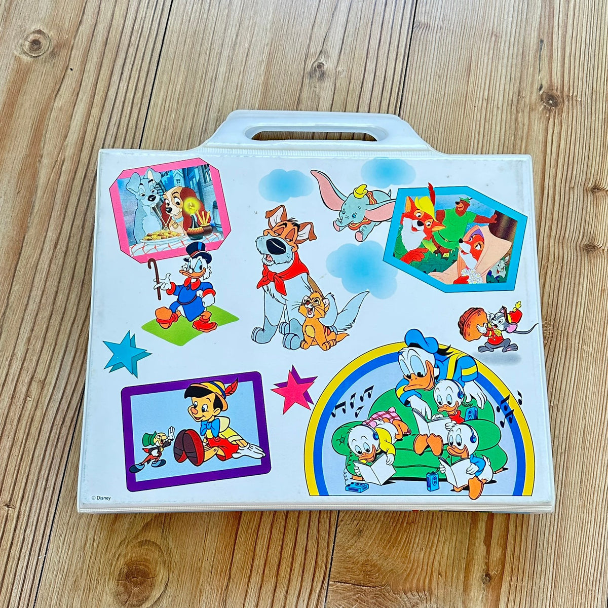 Walt Disney koffert til Se-Lytt-Les oppbevaring av bøker og kassetter