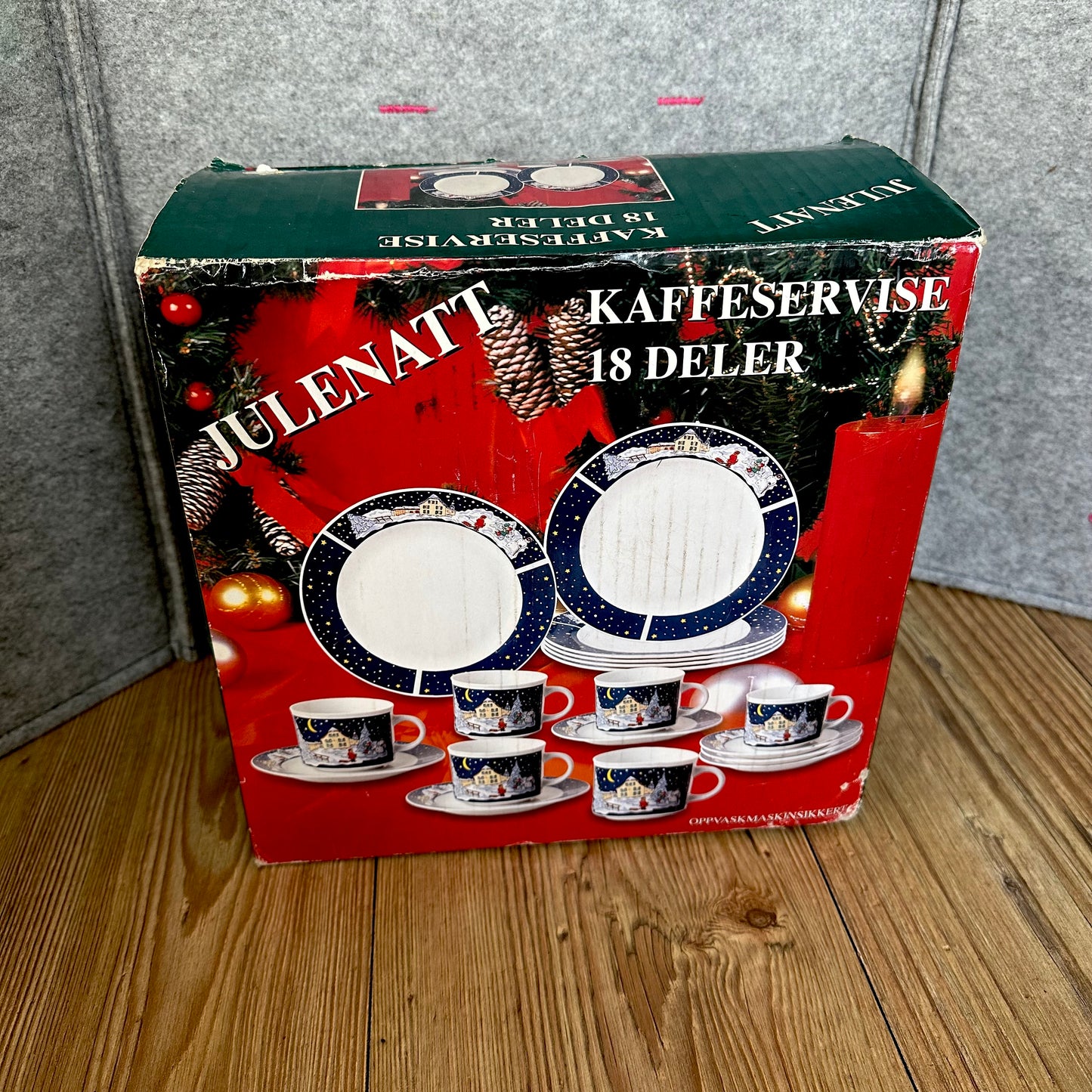 Kaffeservise "JULENATT" 18 deler - Ny i eske !