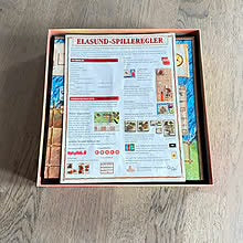 Elasund (Norsk utgave fra 2005) - Komplett og i flott stand