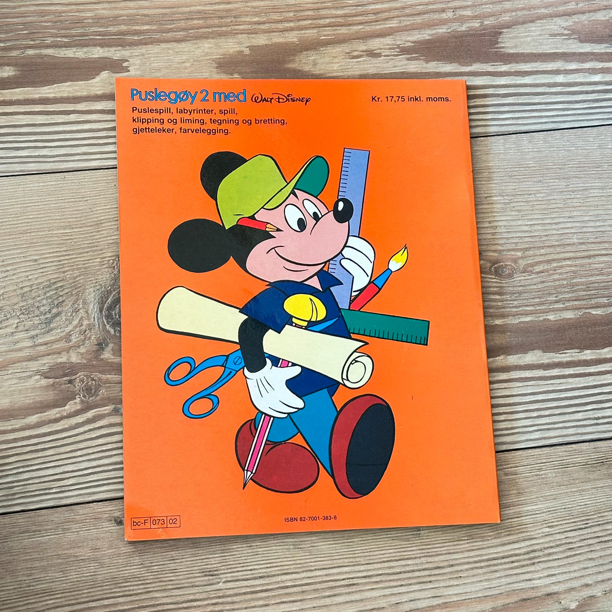 Gammel Aktivitetsbok med Walt Disney fra 1977 - ubrukt !