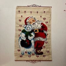 Stor Håndbrodert julekalender (81 x 121 cm + beslag)