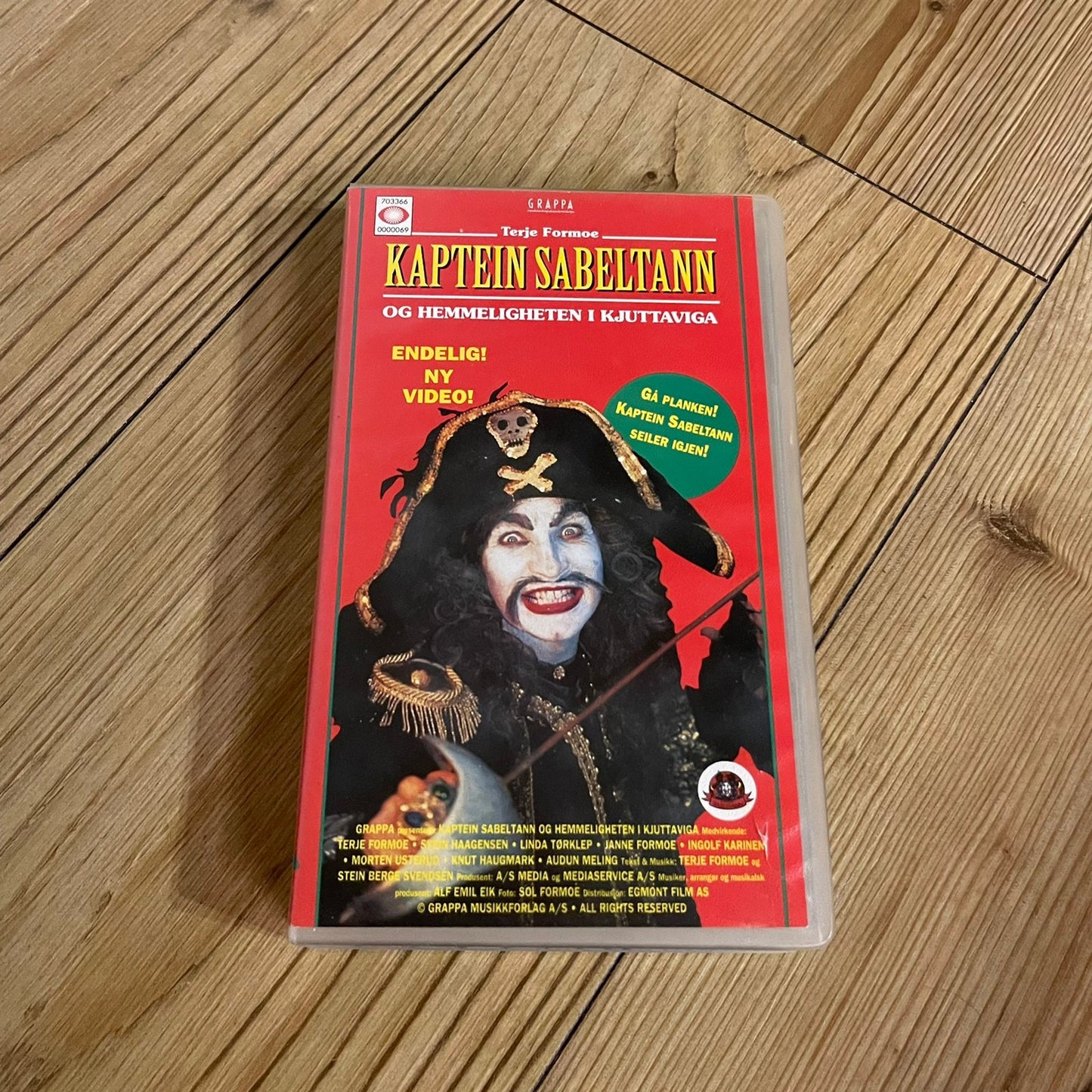 Kaptein Sabeltann og Hemmeligheten i Kjuttaviga (VHS)