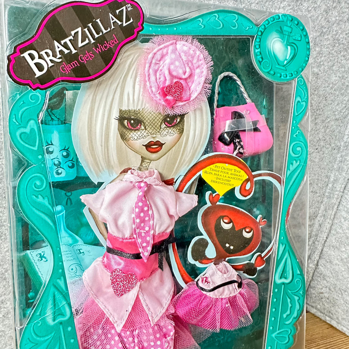 BRATZ: Bratzillas Romantic Spell Fashion pack - Ny / forseglet (2012)