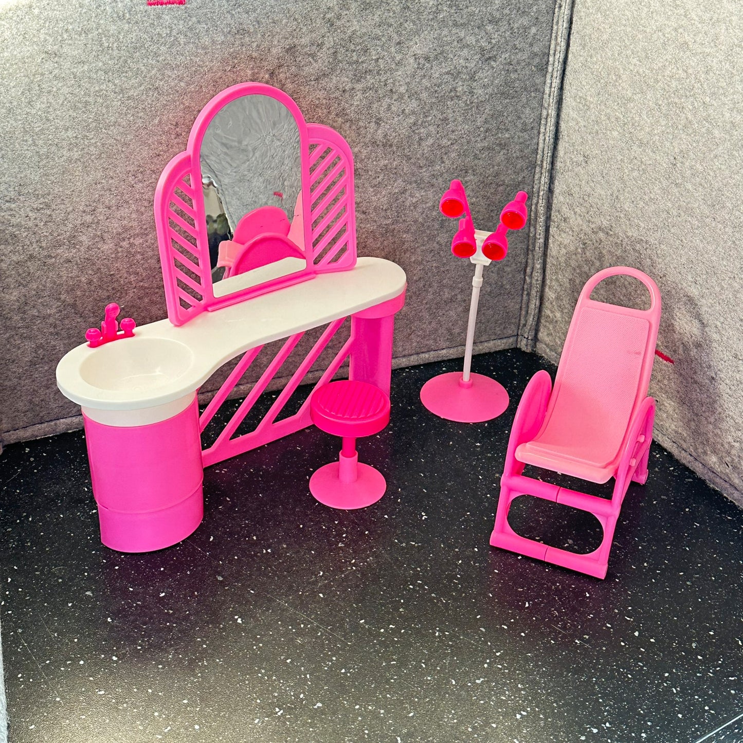 Barbie Beauty Salon (1987)