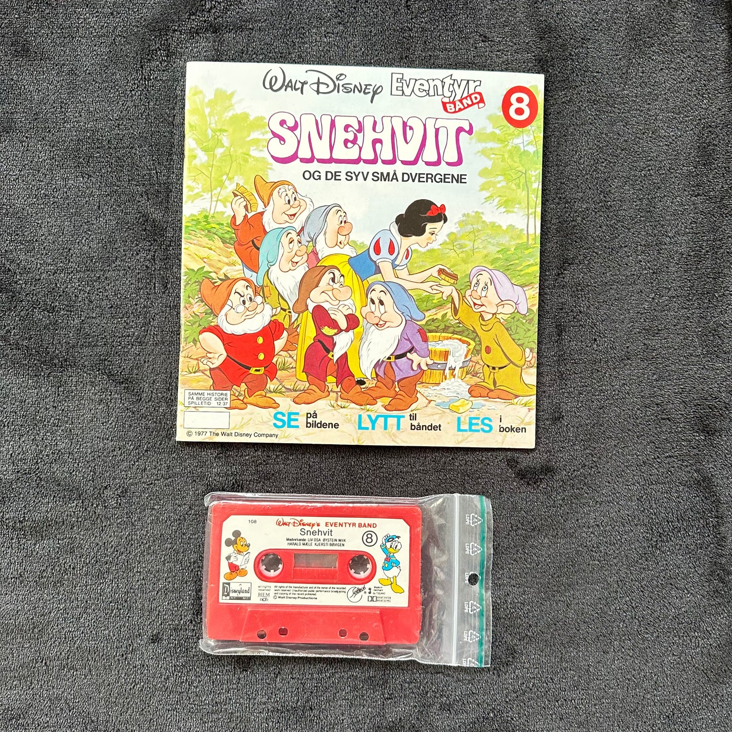 08 Disney Eventyrbånd - Snehvit og de syv dverger
