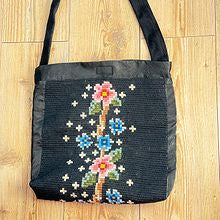 Vintage håndbrodert tekstil veske