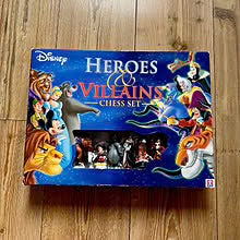 Disney sjakk HEROES & VILLAINS CHESS  (fra 2004)