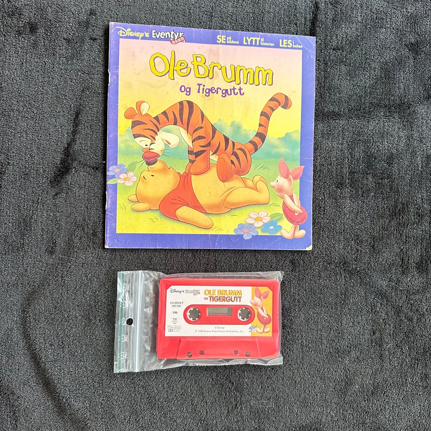 Disney Eventyrbånd - Ole Brumm og Tigergutt