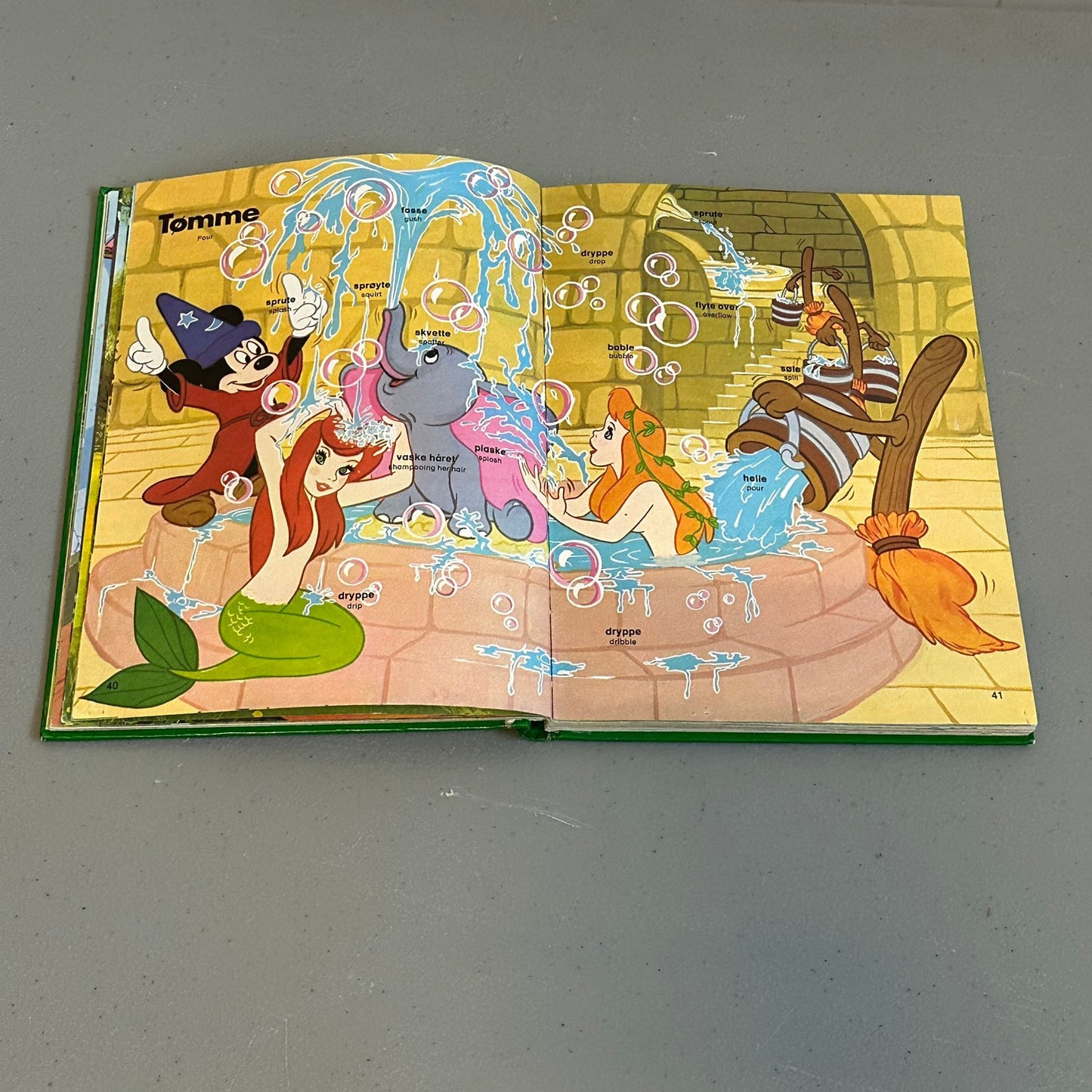 LEK MED ORD: Verber - Walt Disney bok fra 1976