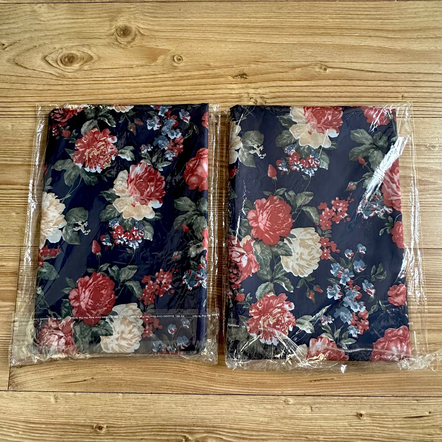 Vintage 2 x pakker med 10 meter stoff (10m x 1,6m)