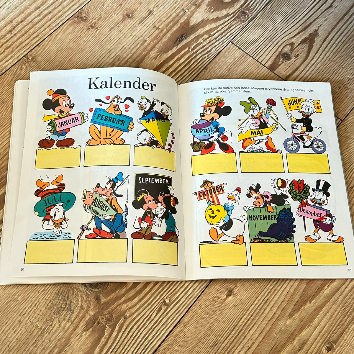 Gammel Aktivitetsbok med Walt Disney fra 1977 - ubrukt !