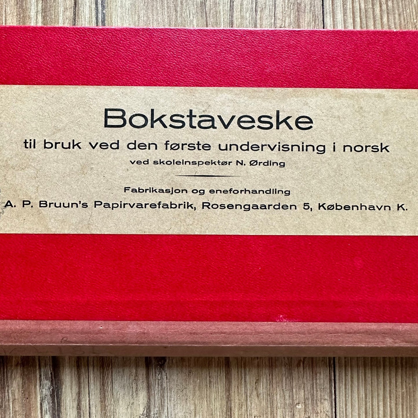BOKSTAVESKE fra Skoleundervisning på 1950 tallet