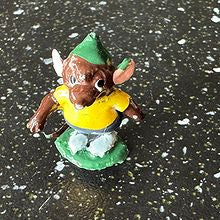 Vintage Gus fra Askepott 
Håndmalt figur i original esken fra 1961