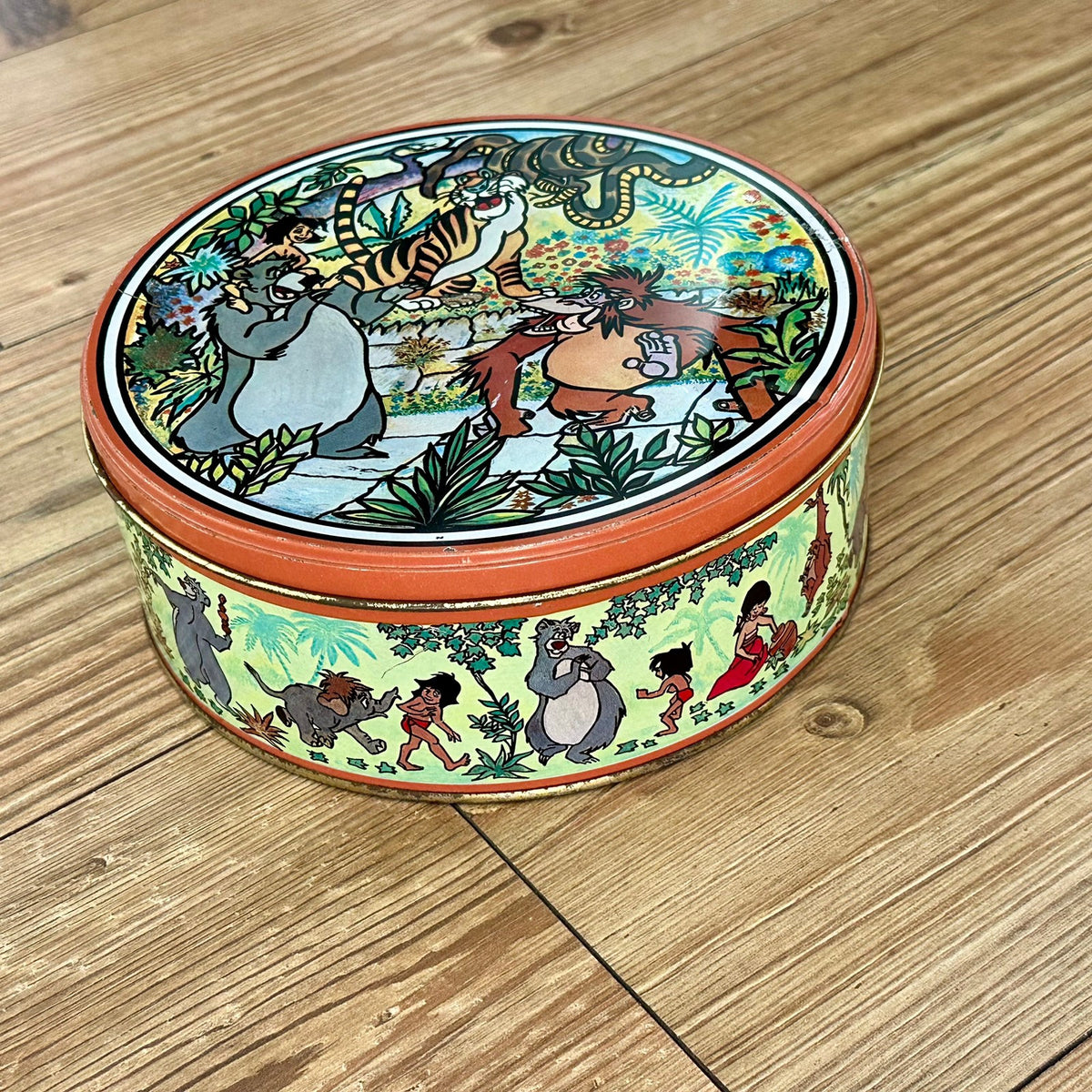 Disney’s Jungelboken Kakeboks i metall - vintage !