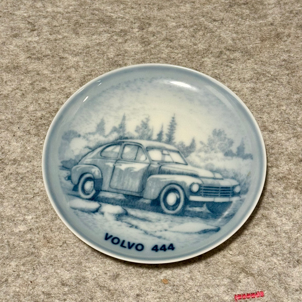 Samlertallerken med VOLVO 444 (Bing & Grøndahl)
