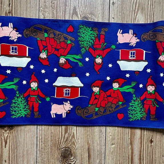 Juleduk fra 1980-tallet (440 x 28cm)