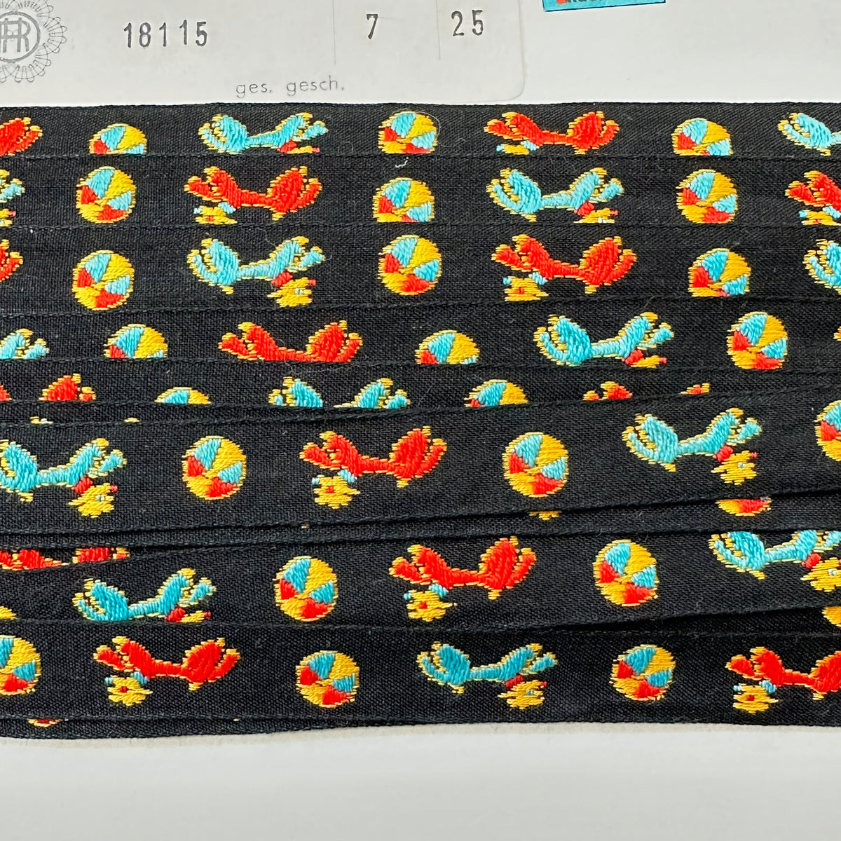 Vintage dekorasjons bånd / Pyntebånd i tekstil til barn fra 1950-tallet