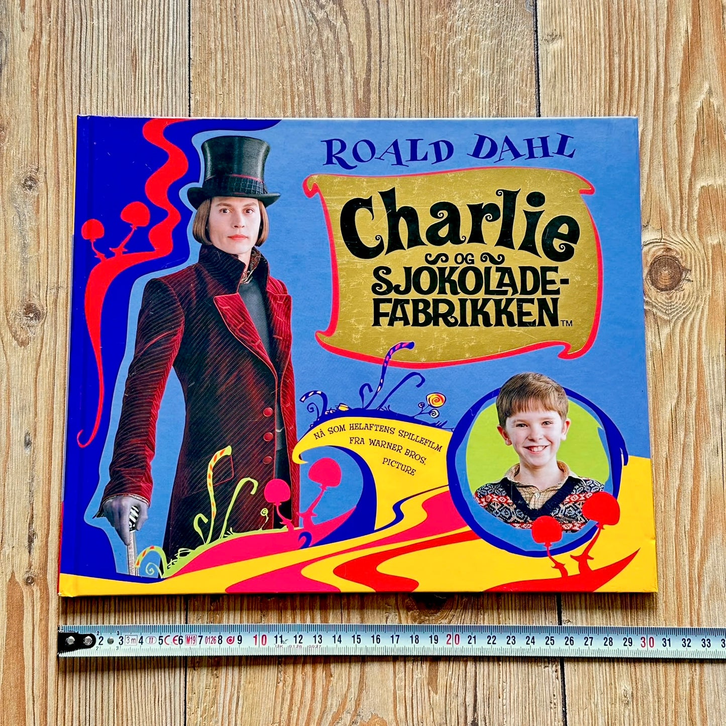 Charlie og Chokoladefabrikken 
av Roald Dahl (2005)