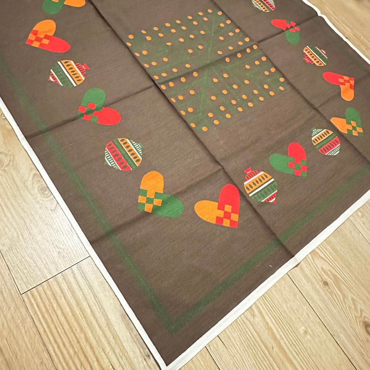 Vintage juleduk med flott retro julemotiv