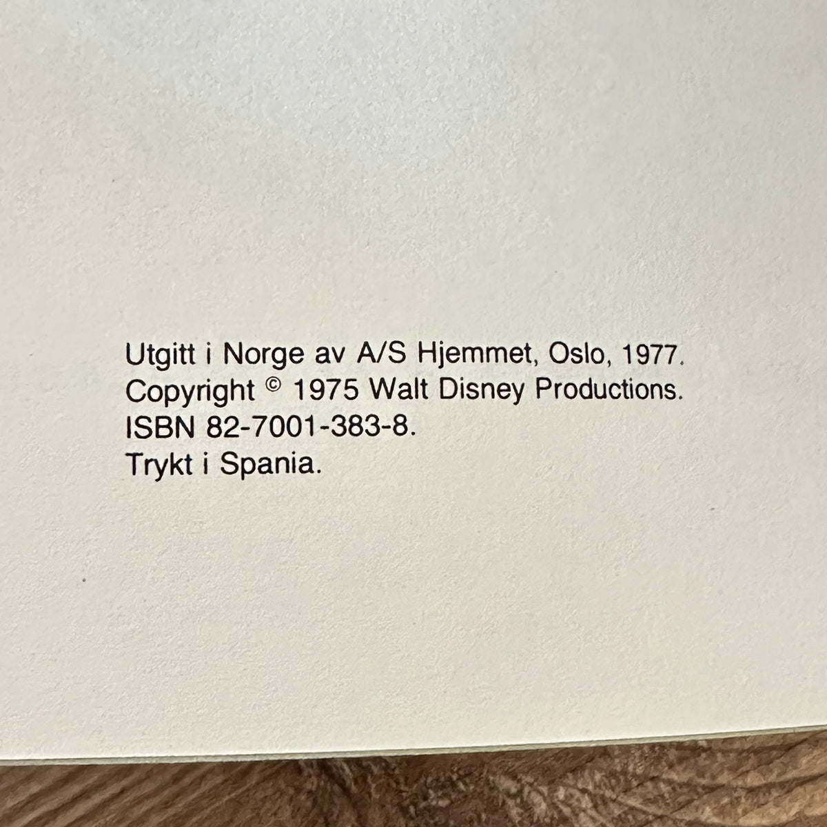 Gammel Aktivitetsbok med Walt Disney fra 1977 - ubrukt !