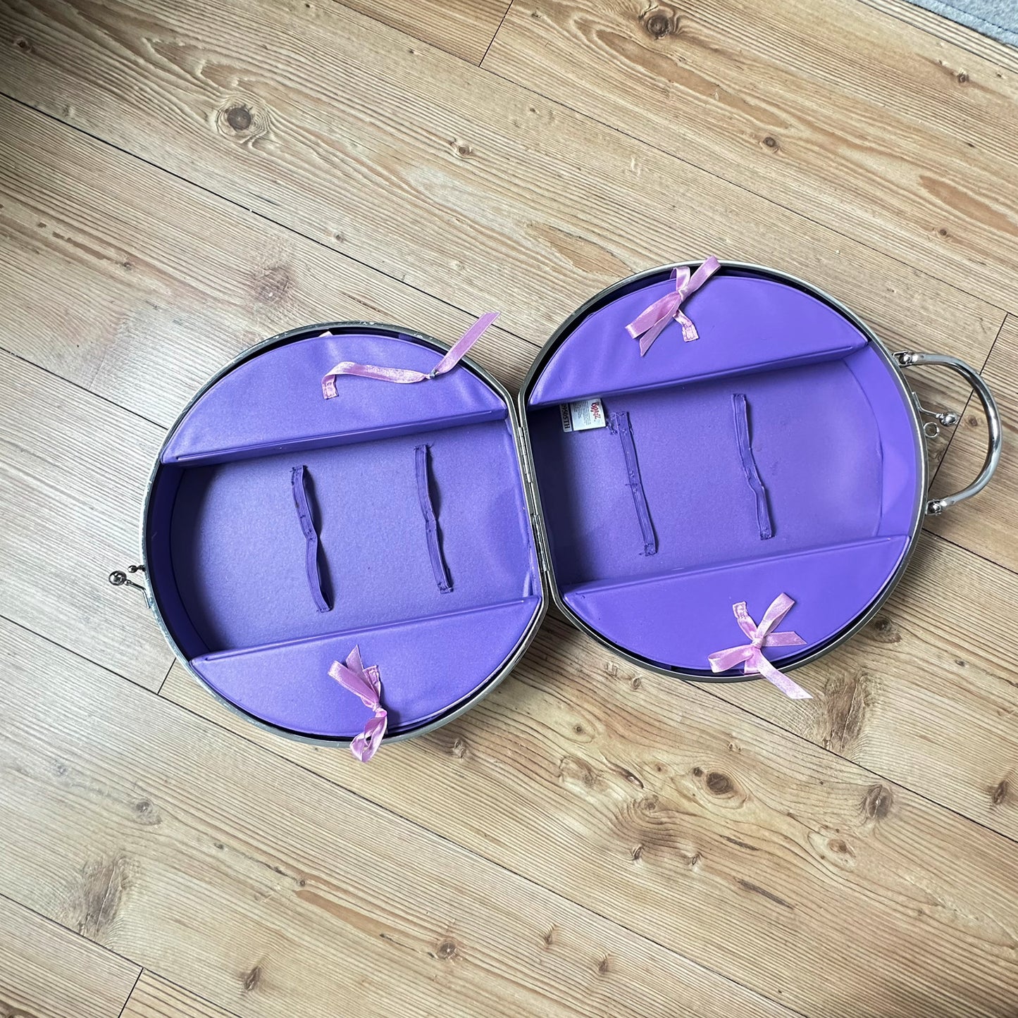 BRATZ Envogue Oppbevarings koffert fra 2004