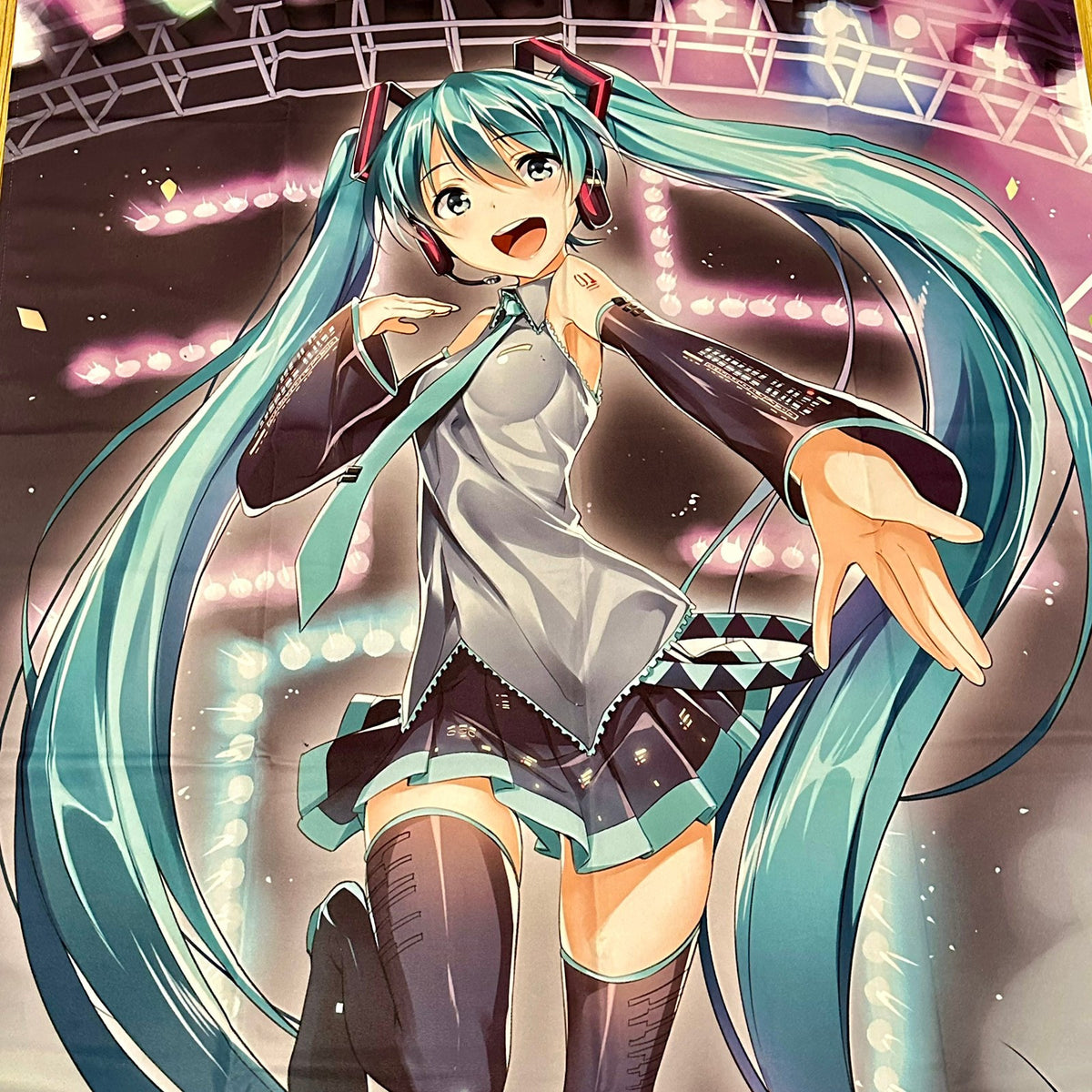 Tekstil Poster - HATSUNE MIKU (98 x 160cm) - Som ny !