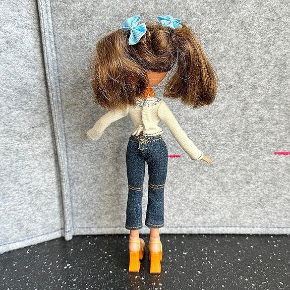 BRATZ Dukke med klær (1. Generasjon fra 2001)