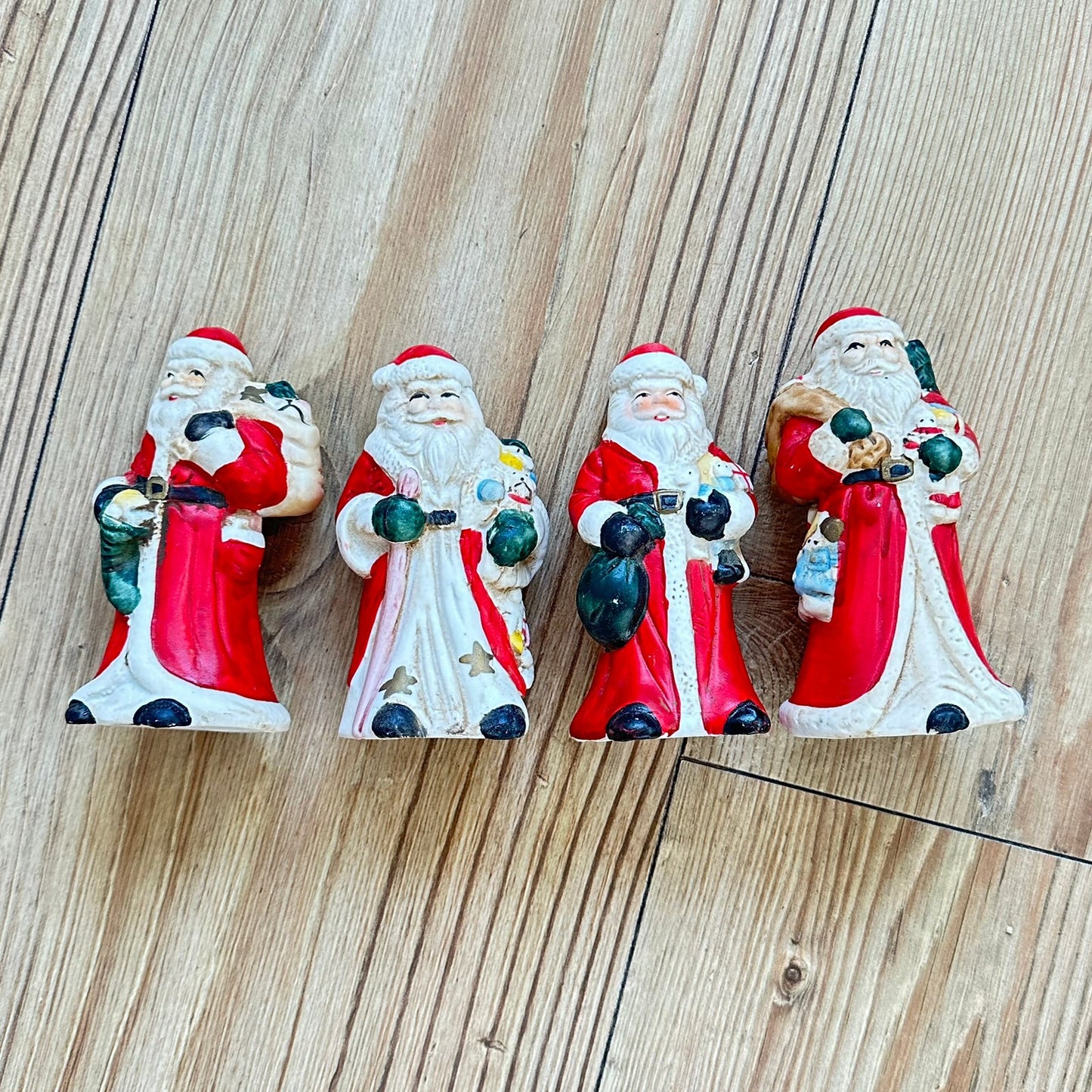4 stk vintage julenisser i original esken (1980-tall)