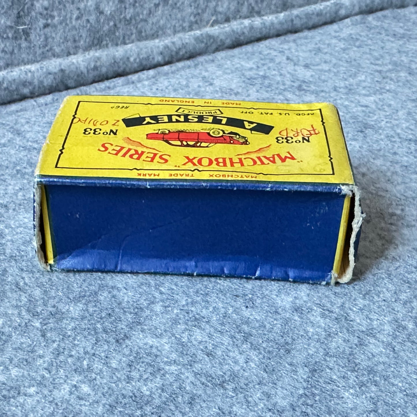 MATCHBOX SERIES nr. 33 Ford Zodiac MKll Sedan SPW fra 1957