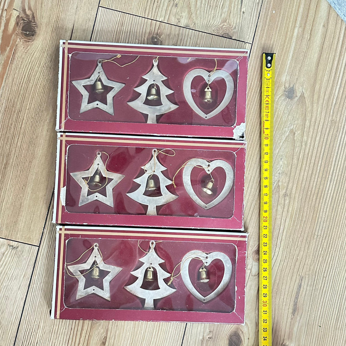 Vintage Juletrepynt i metall med klokke