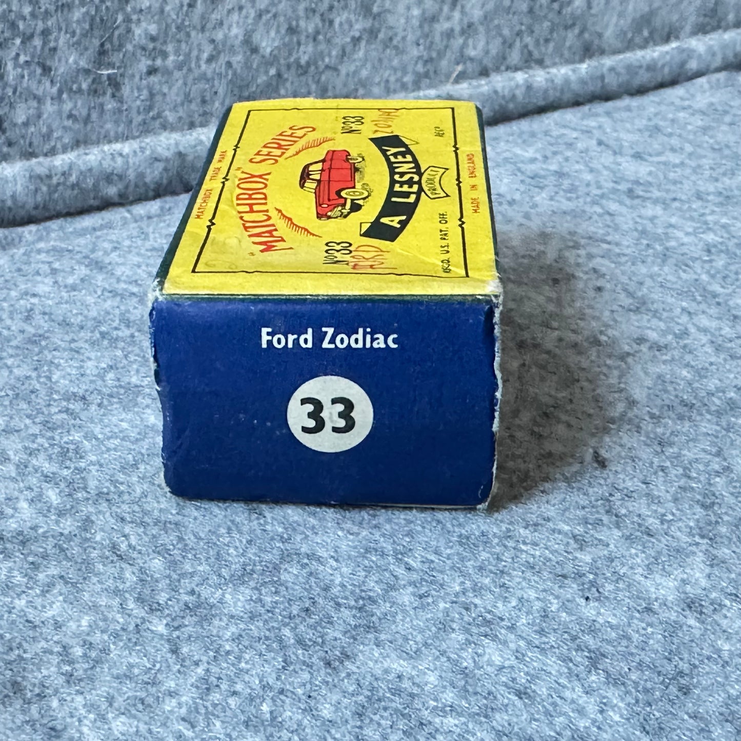 MATCHBOX SERIES nr. 33 Ford Zodiac MKll Sedan SPW fra 1957