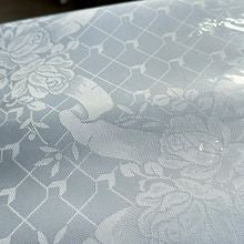 Vintage
Hvit DAMASK DUK - Ny i plast