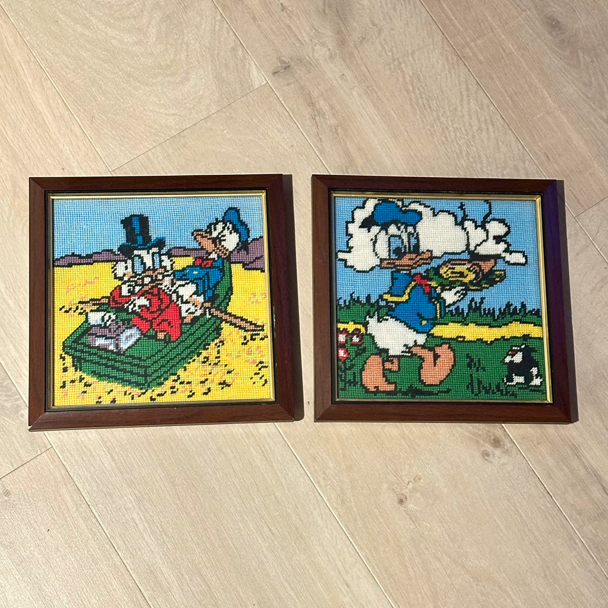 Vintage Disney - Gamle broderte bilder i ramme