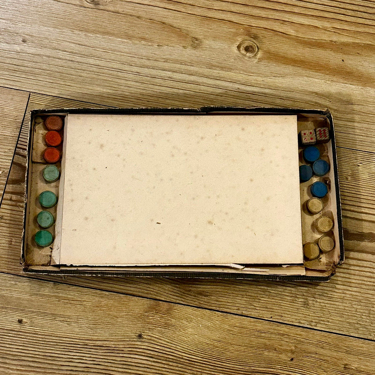 Gammelt LUDO fra tidlig 1930-tall