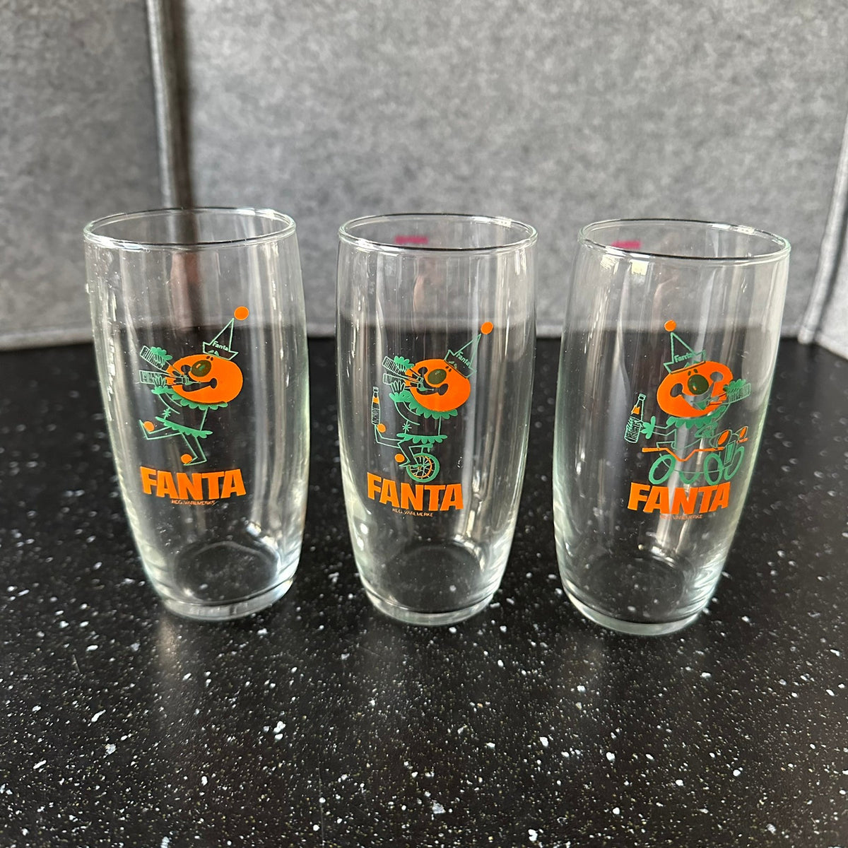 6 stk Gamle FANTA glass i original esken