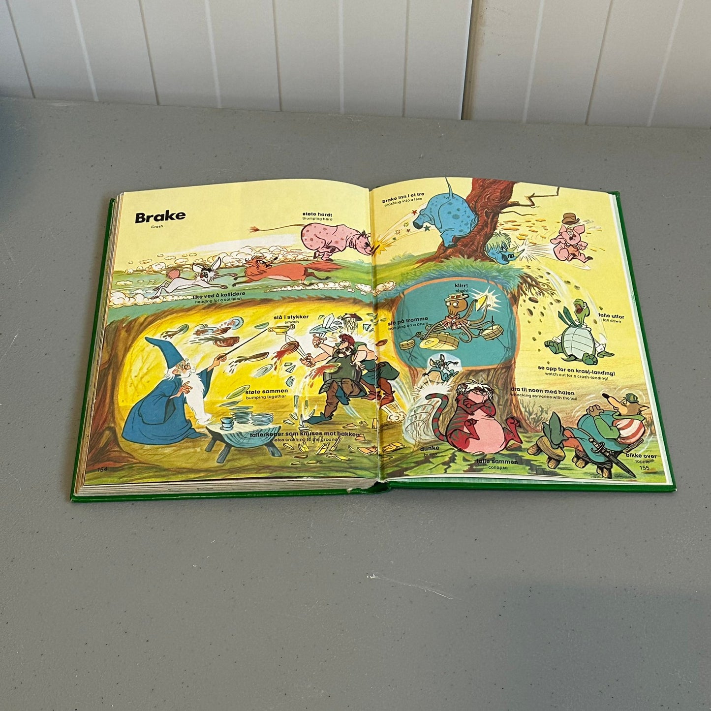 LEK MED ORD: Verber - Walt Disney bok fra 1976