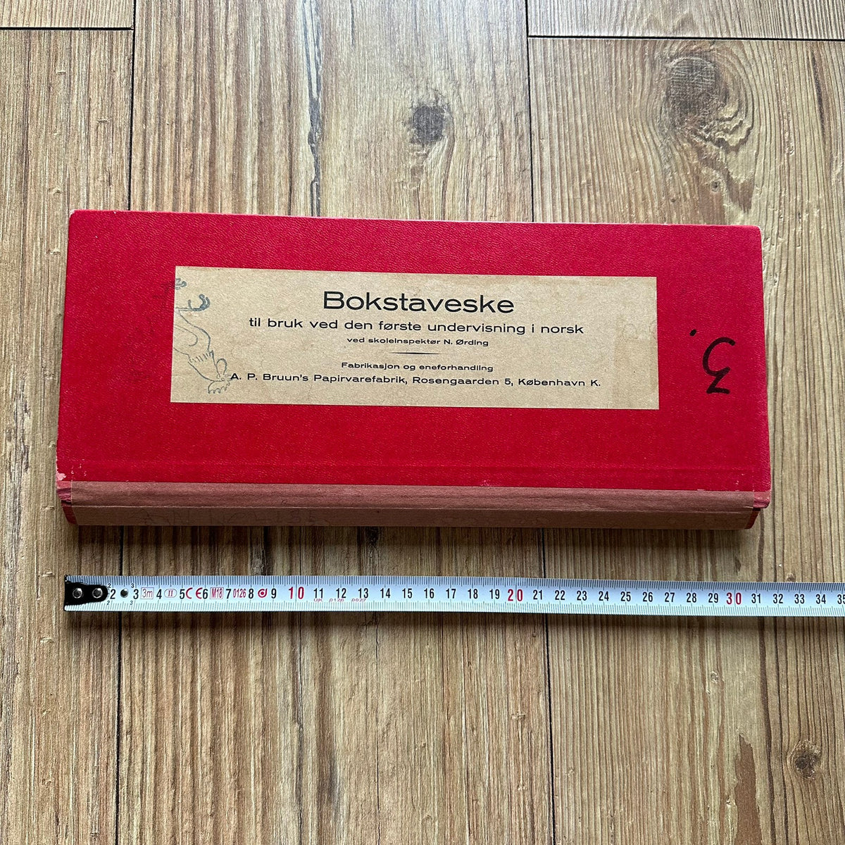 BOKSTAVESKE fra Skoleundervisning på 1950 tallet