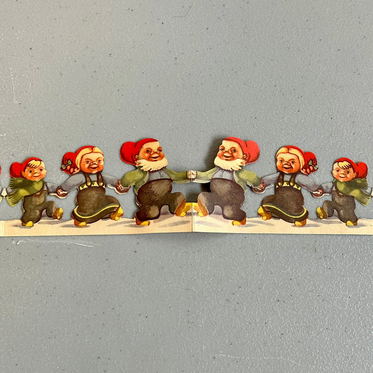 Gammel Papirremse med Nisse familie