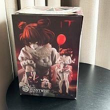 Bishoujo Kotobukiya Pennywise IT Figur i eske