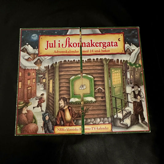 Jul i Skomakergata Adventskalender med 24 små bøker.