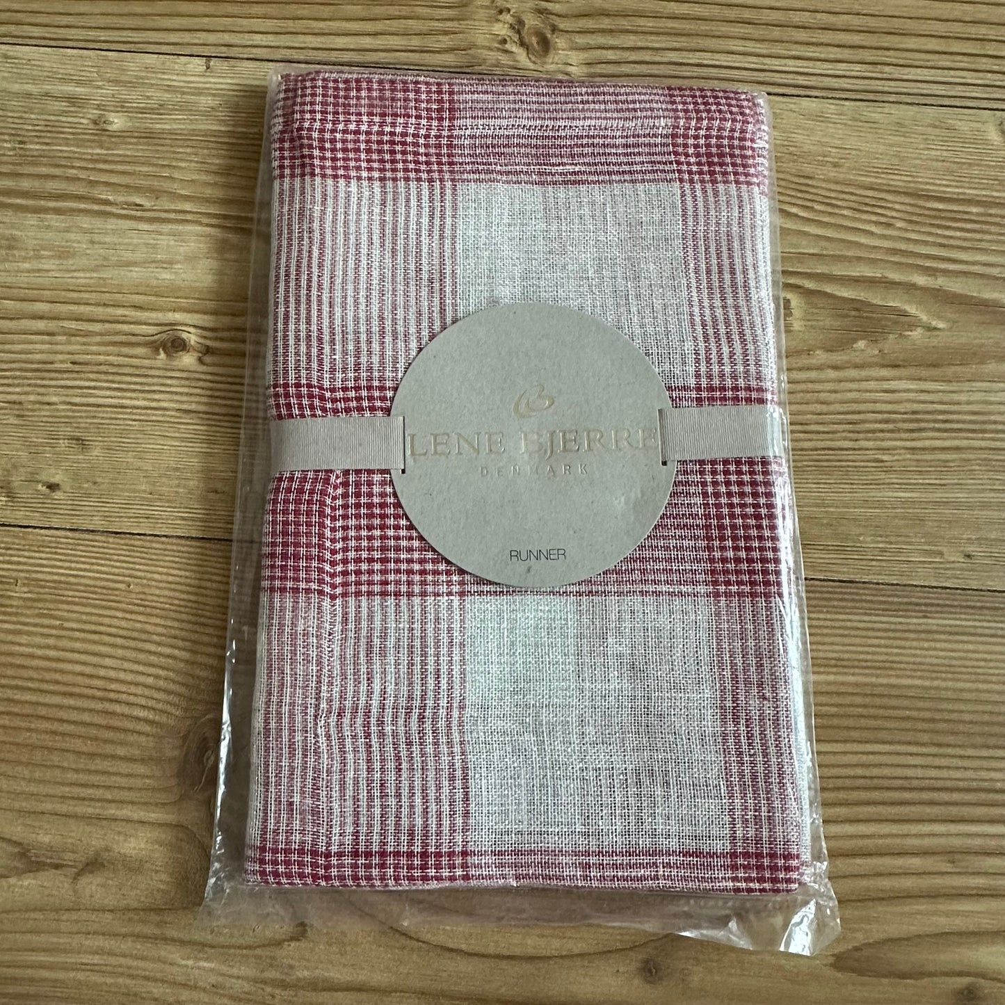 Løper fra Lene Bjerke - Nye !