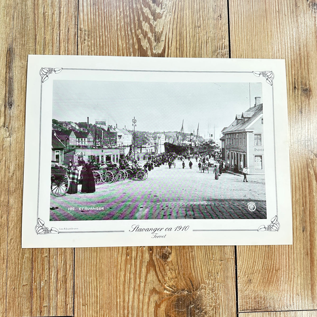 Gammel folder med 4 foto motiver fra "Den Vakre byen Stavanger" 1910-1934