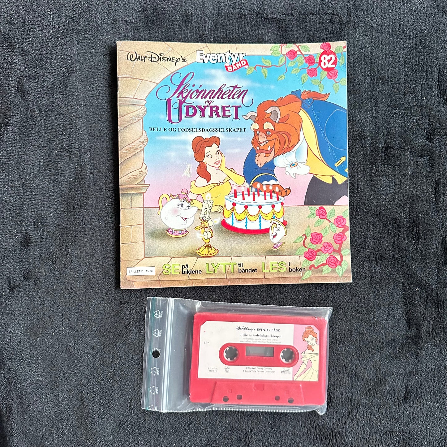82 Disney Eventyrbånd - Skjønnheten og Udyret - Belle og fødselsdagsselskapet